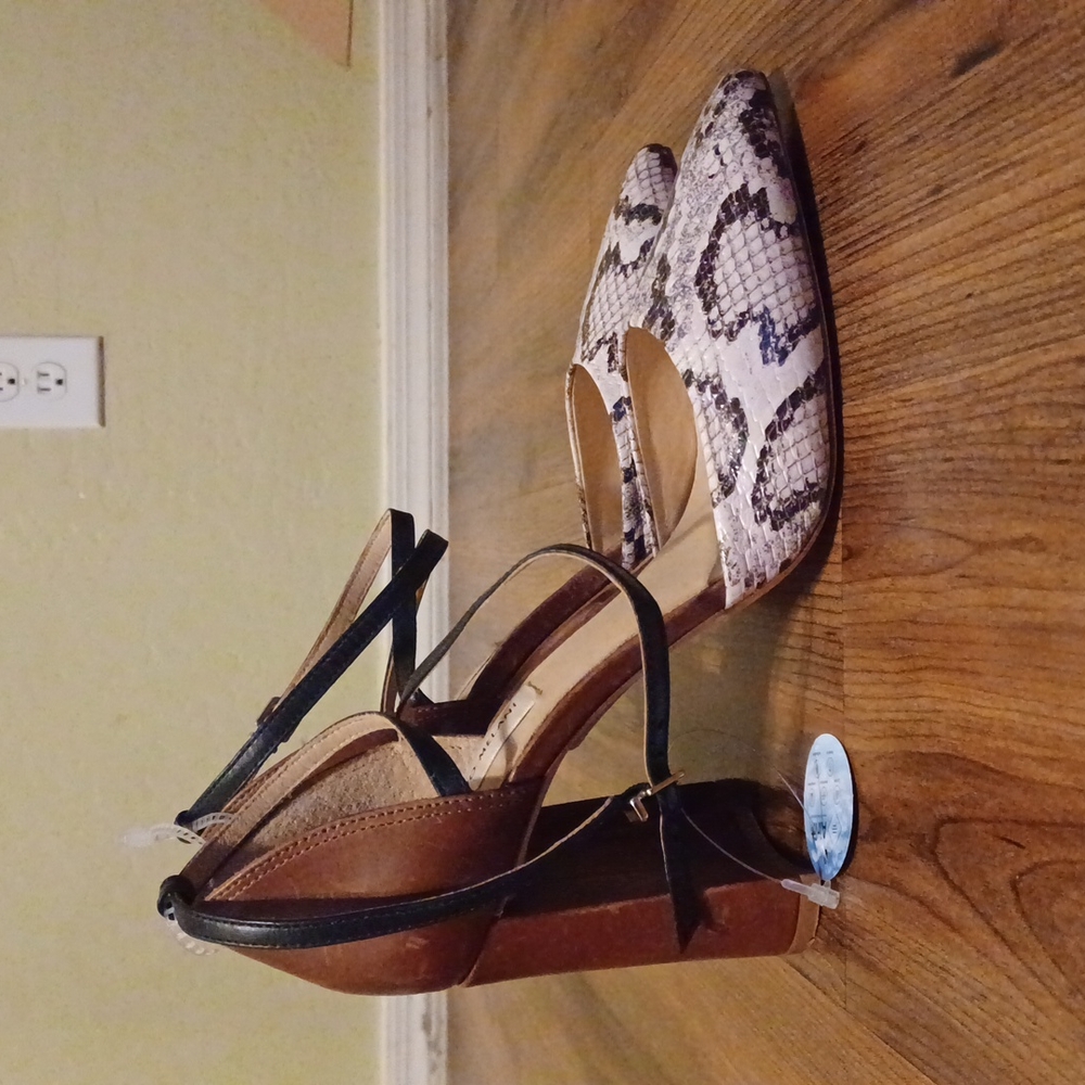 Antonio Melani snake print heels size 9